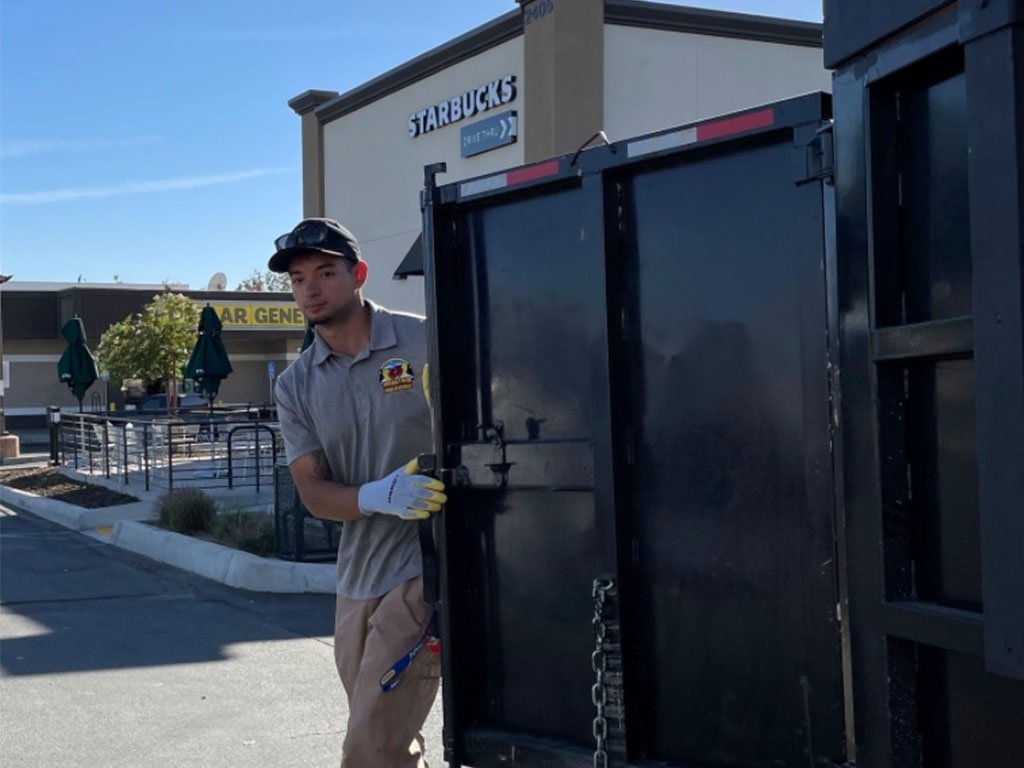 Commercial junk removal and dumpster service for a Bakersfield business